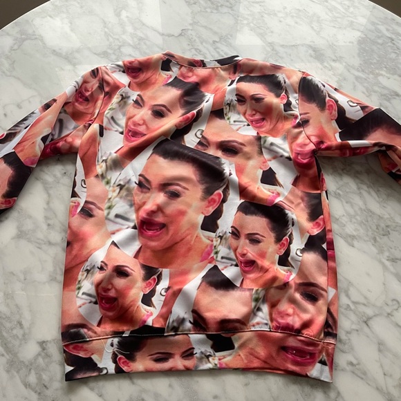 Unisex Kim Kardashian crying face sweatshirt, size Small - Picture 3 of 6